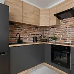 דירה Idealny Dla Rodzin Z Balkonem I Dwiema Sypialniami W Katowicach By Renters