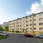 דירה Idealny Dla Rodzin Z Balkonem I Dwiema Sypialniami W Katowicach By Renters *