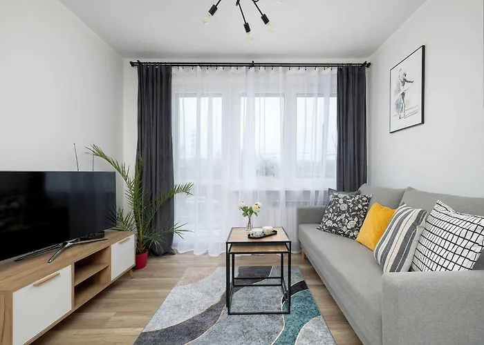 Idealny Dla Rodzin Z Balkonem I Dwiema Sypialniami W Katowicach By Renters * Kattowitz