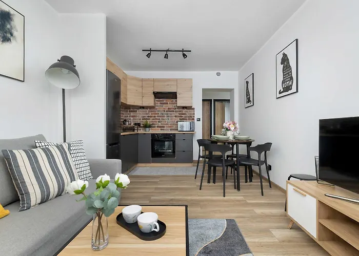 Apartamento Idealny Dla Rodzin Z Balkonem I Dwiema Sypialniami W Katowicach By Renters